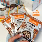 پوچ گربه اینستینکت بدون غلات با گوشت اردک  وعده غذایی سالم INSTINCT® CAT FOOD HEALTHY CRAVINGS REAL DUCK RECIPE