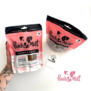 تشویقی دنتال سگ Pooch & Mutt | آرامش‌بخش و ضد استرس طبیعی | مریم گلی و همپ، مرغ و SHMP (7 عدد) Pooch & Mutt CALMING DENTAL STICKS FOR DOGS