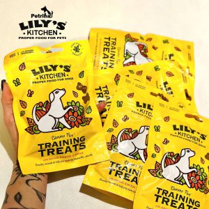 تشویقی سگ لیلیز کیچن آموزشی (سیب و پنیر چدار) | ارگانیک و بدون غلات LILIY's KITCHEN Organic Training Treats with Cheese & Apple
