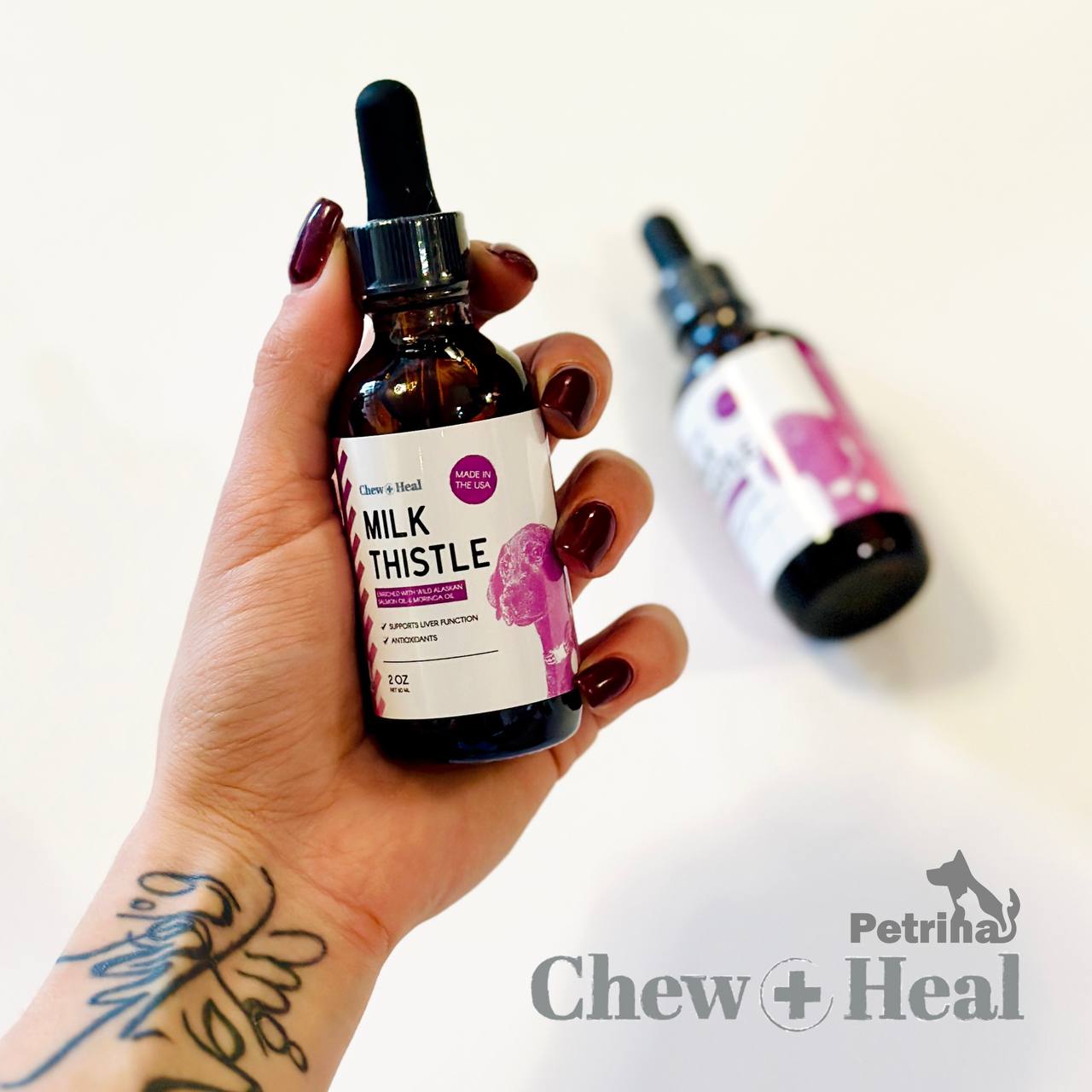 photo_5843480856965007542_y مکمل طبیعی تقویت کبد سگ برند Chew + Heal (آمریکایی) | روغن ماهی سالمون آلاسکایی و روغن مورینگا و خار مریم Milk Thistle with Moringa oil and Wild Alaskan Salmon Oil – Liver Support