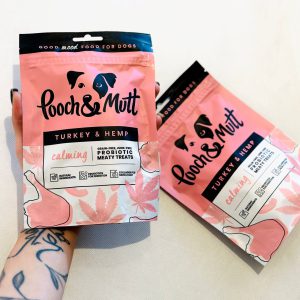 تشویقی سگ پروبیوتیکی Pooch & Mutt | آرامش بخش | هایپو آلرژی (بوقلمون و شاهدانه)