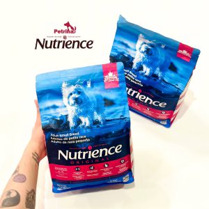 غذای خشک سگ نوترینس مدل اورجینال (2/5 کیلو) | نژاد کوچک | مرغ و برنج قهوه‌ای Nutrience Chicken Meal with Brown Rice – Small Breed Dog Food