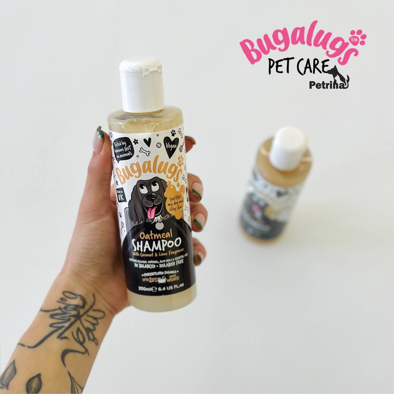 Bugalugs Medi Fresh Dog Shampoo with Tea Tree & Oatmeal شامپو سگ Bugalugs (انگلیسی) ضد حساسیت با عصاره جودوسر و چای سبز - 100% طبیعی و وگان | 250 میل Bugalugs Medi Fresh Dog Shampoo with Tea Tree & Oatmeal