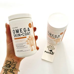 مکمل طبیعی تقویت پوست و مو سگ OMEGA برند Chew + Heal آمریکایی | (60 عدد) Omega Skin + Coat Dog Supplement Chew + HealOmega Skin + Coat Dog Supplement Chew + Heal