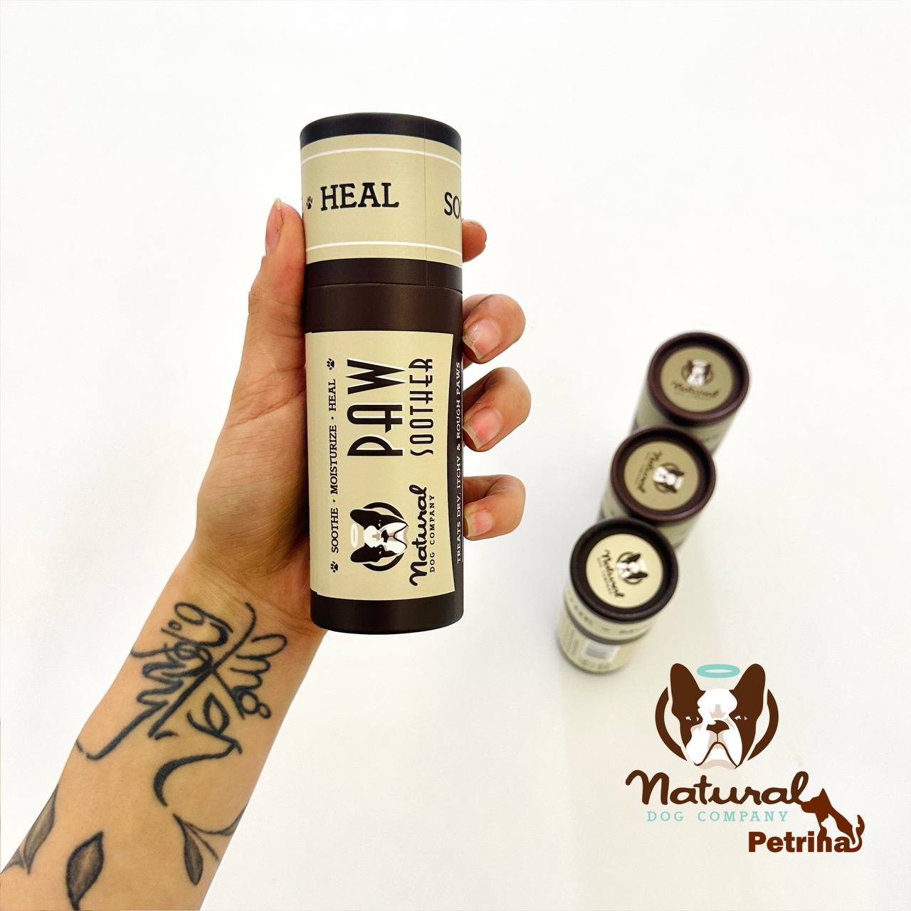 Natural Dog Company Paw Soother® Balm Stick for Dogs (2oz) بالم ترمیم کننده پنجه سگ (خُشک و تَرَک خورده) | ارگانیک، وگان و ضد آلرژی | Paw Soother® Balm Stick