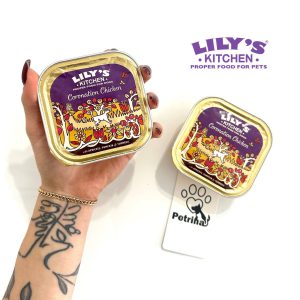 کنسرو سگ لیلیز کیچن | مرغ، کدوحلوایی و کرن بری | بدون غلات - 150 گرم | Lily's Kitchen Coronation Chicken