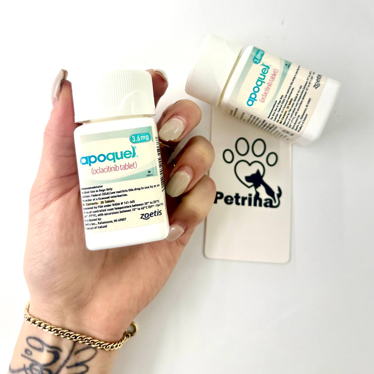 Apoquel® 3.6 mg OCLACITINIB 20 TABLETS Bottle قرص آپوکوئل ضد خارش سگ (آمریکایی) 3.6 میلیگرم | Apoquel® 3.6 mg | قوطی 20 عددی Apoquel® 3.6 mg OCLACITINIB / 20 TABLETS Bottle