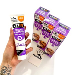 خمیر آرامش بخش فوری سگ VETIQ Serene Calming (انگلیسی) | ضد استرس (موضعی و خوراکی) VetIQ Healthy+ Serene Calming | Naturally Calms & Soothes | Fast Acting