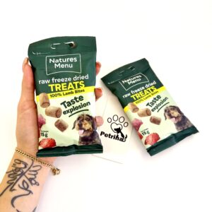 تشویقی سگ فریزدراید بره Nature’s Menu Lamb Bites | تکه های 100% طبیعی Nature’s Menu Raw Freeze Dried Treats 100% Lamb Bites